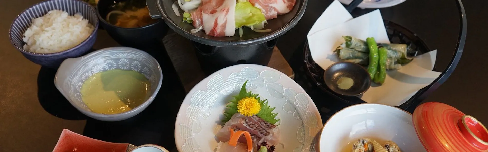 月のホテル