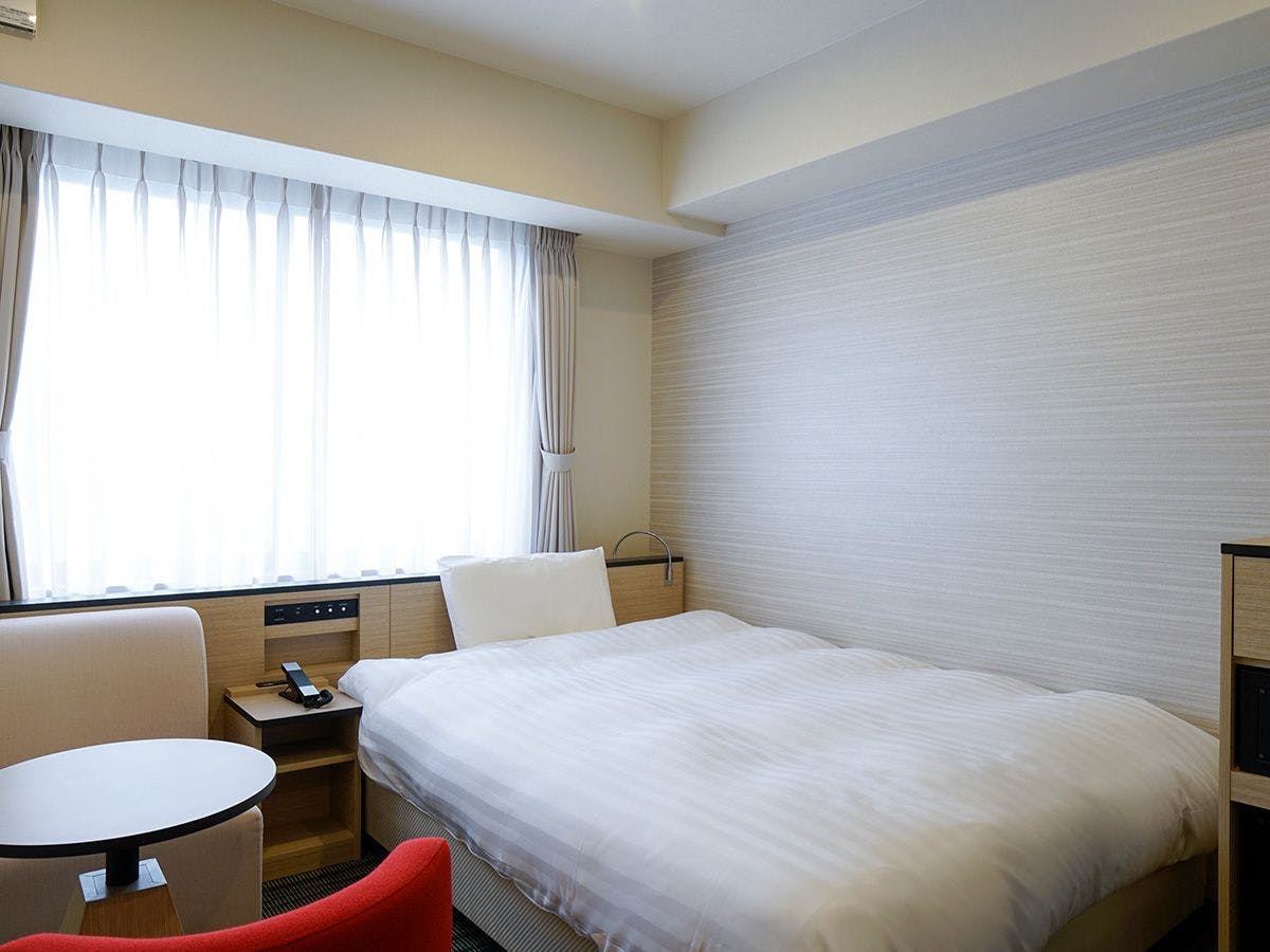 1 เตียง ◆ ดับเบิ้ลอีโคโนมี ◆ ＜ปลอดบุหรี่＞