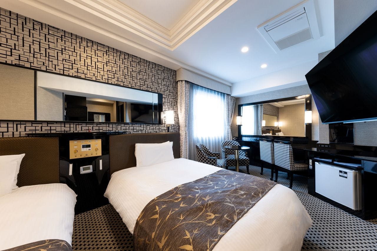 ห้องดีลักซ์เตียงคู่ (ขนาด 25.5 ตารางเมตร)