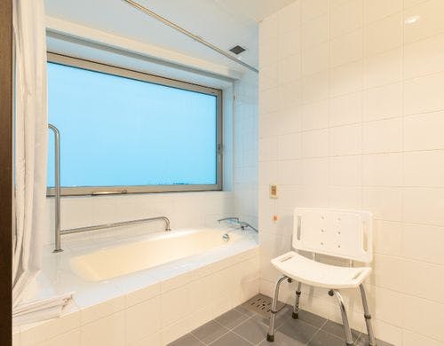 ユニバーサルツイン