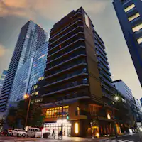 【ภายนอก】กลางคืน