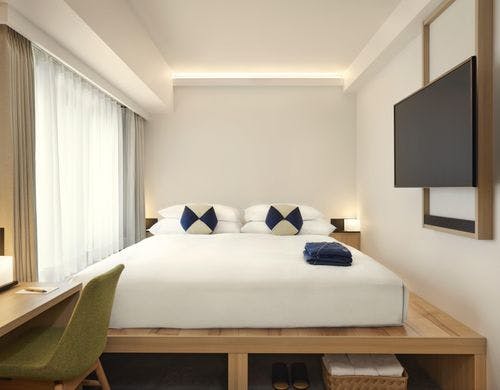 Comfy King & Accessible