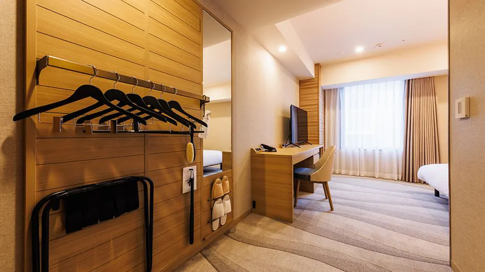 JR East Hotel Mets Premier Makuhari Toyosuna