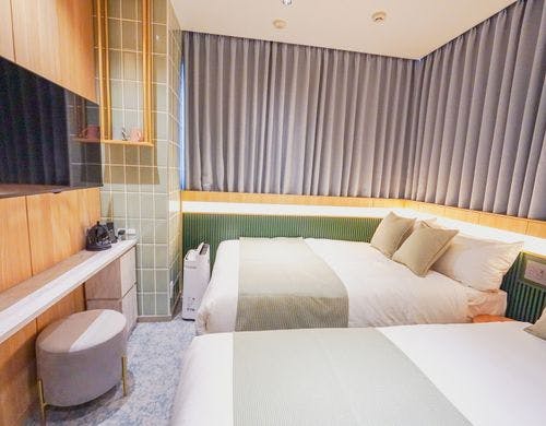 【エコノミーツイン】客室内