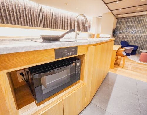 【ラグジュアリースイート】客室内