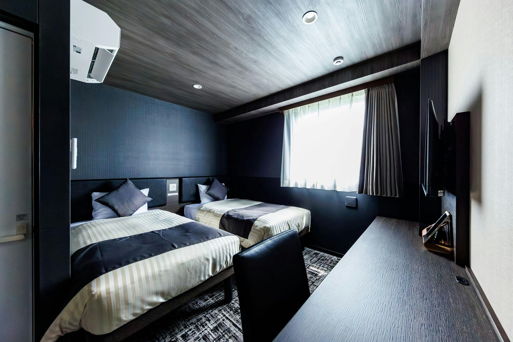 Hotel Kanraku Premier Mt. Fuji / Shin-Gotemba Interchange / National Route 246