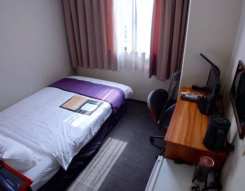 WIFI6＋有線LAN利用可セミダブルルーム