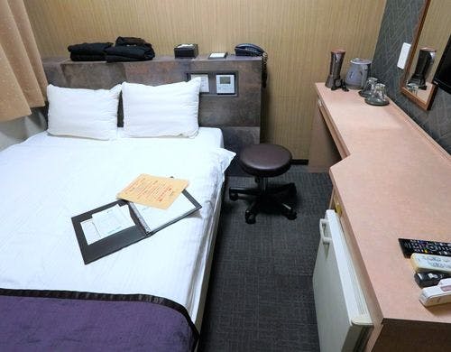 改装したセミダブルルーム