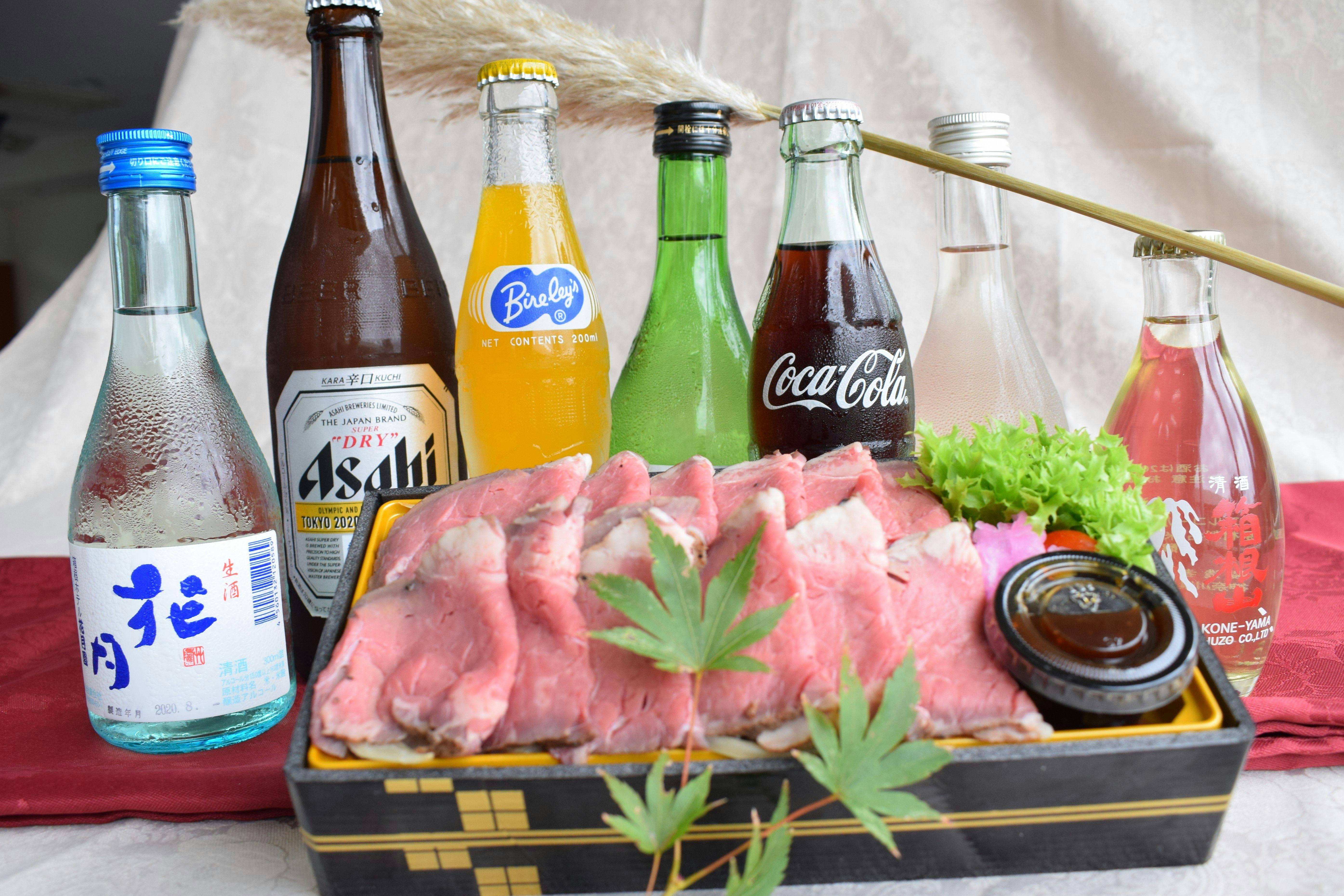 ข้าวหน้าเนื้อย่าง (พร้อมซุปและของหวาน)