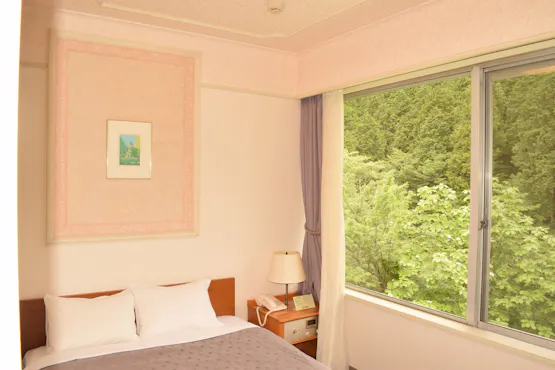 (เตียงเซมิ-ดับเบิล 1 เตียง)