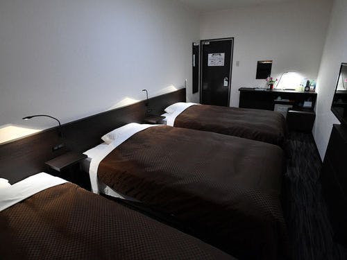 禁煙 セミダブル　トリプルバストイレなし