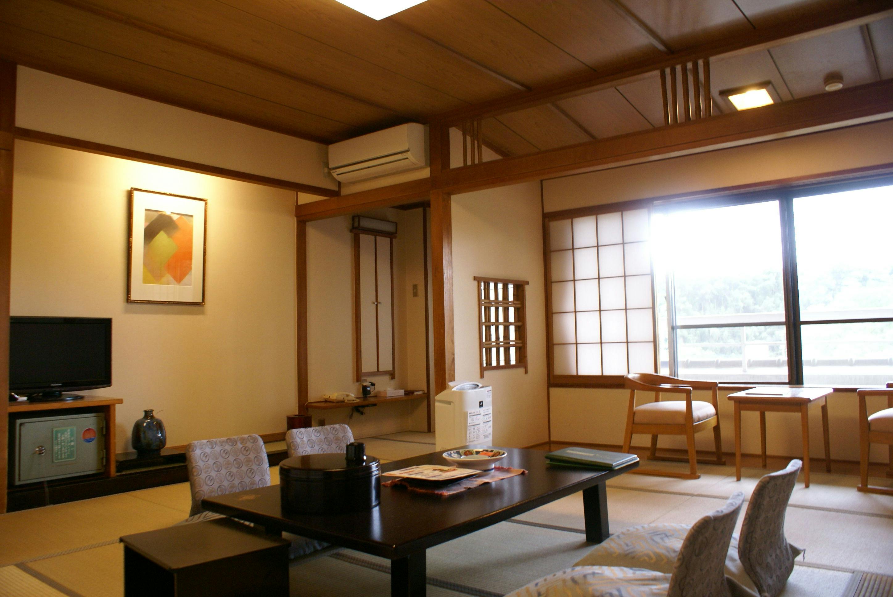 Hotel Isobe Garden, The Tongue-Cut Sparrow Inn