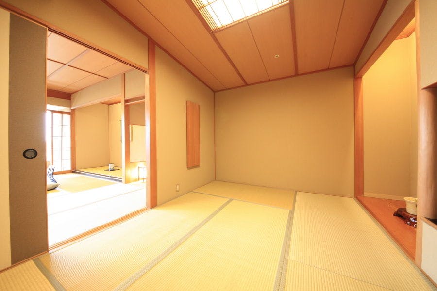 Hotel Isobe Garden, The Tongue-Cut Sparrow Inn