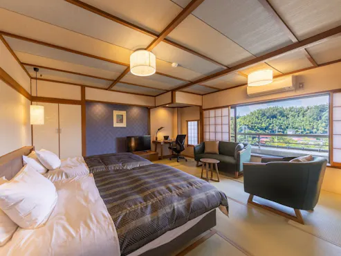 Laxsui - ห้องสไตล์ญี่ปุ่นพร้อมเตียงคู่ Simmons