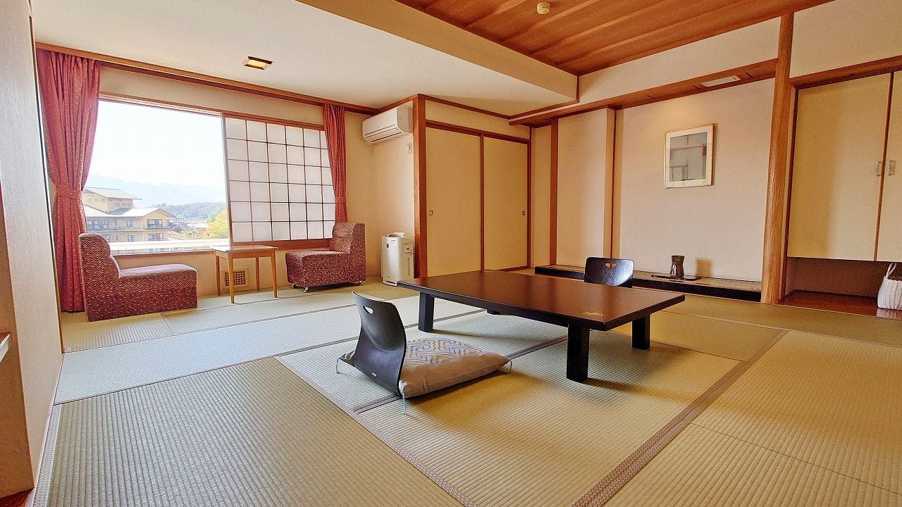 Hotel Isobe Garden, The Tongue-Cut Sparrow Inn