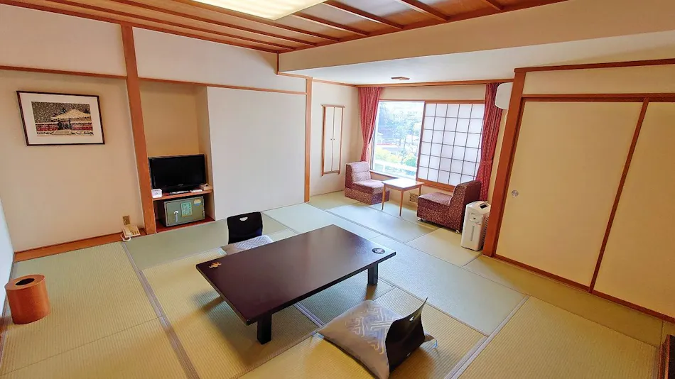 Hotel Isobe Garden, The Tongue-Cut Sparrow Inn