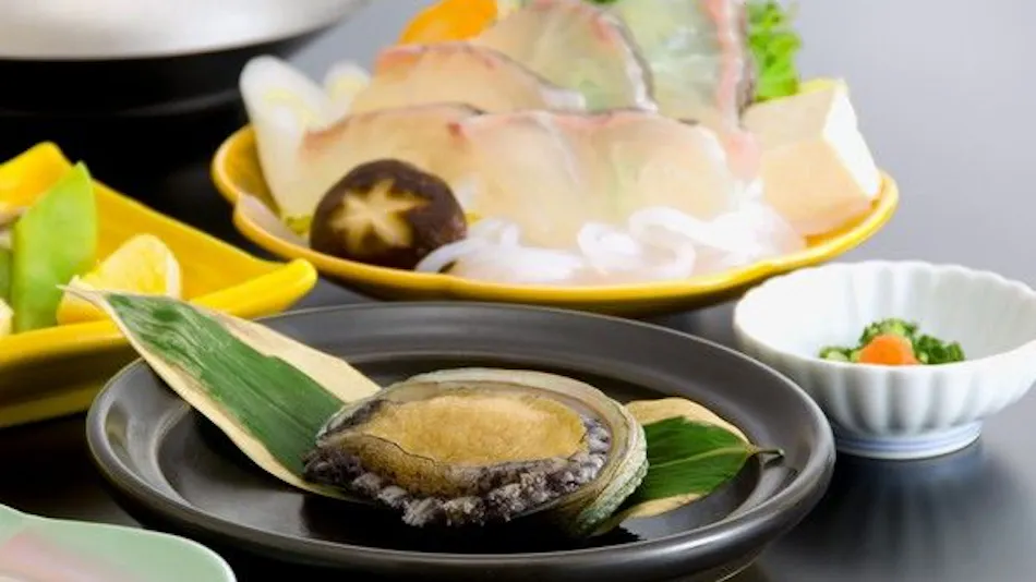 Hotel Isobe Garden, The Tongue-Cut Sparrow Inn