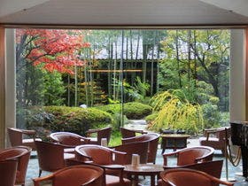 磯部温泉　舌切雀のお宿　ホテル磯部ガーデン