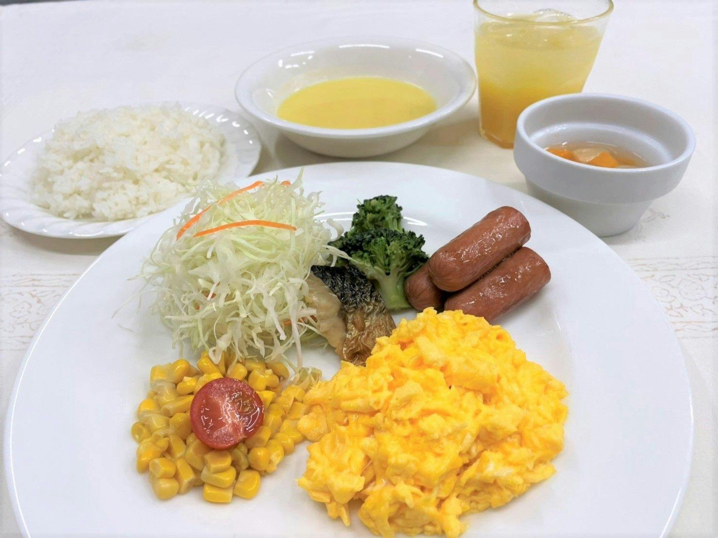 อาหารเช้า - ตัวอย่างจานเซ็ต.