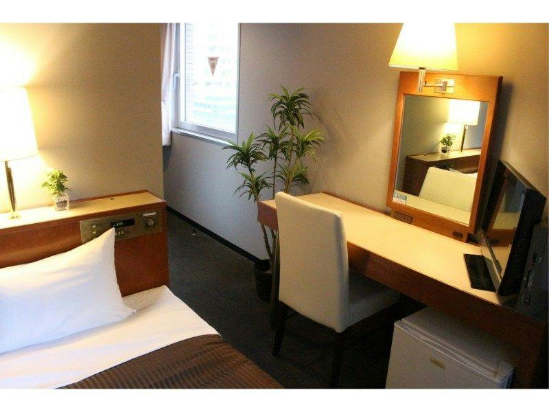 Hotel Livemax Budget Hiratsuka Ekimae