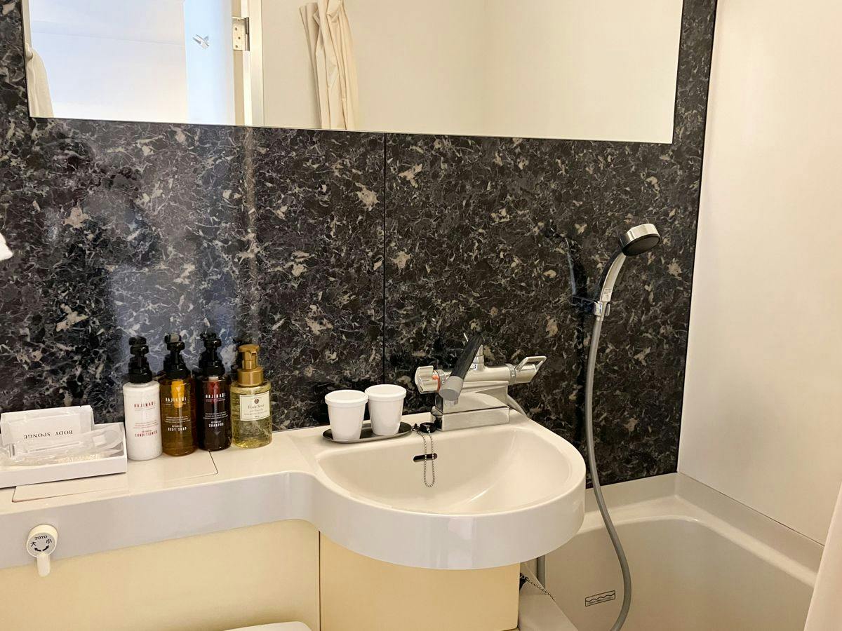 Hotel Livemax Budget Hiratsuka Ekimae