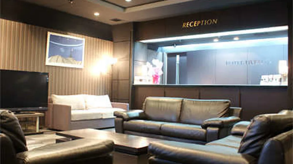 Hotel Livemax Budget Hiratsuka Ekimae