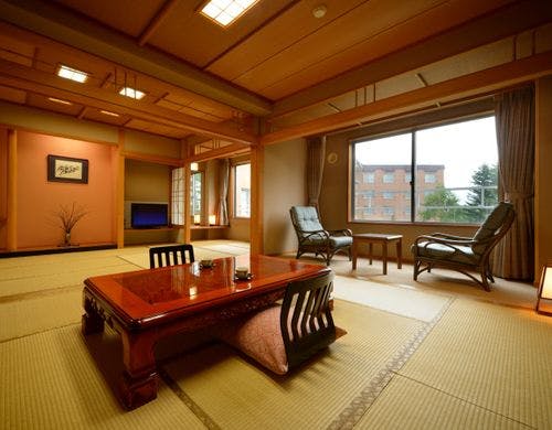 【特別和室　和室10畳+10畳】