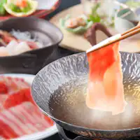 หมูพิเศษอาโอโมริ 'โออิราเสะ การ์ลิก พอร์ค'