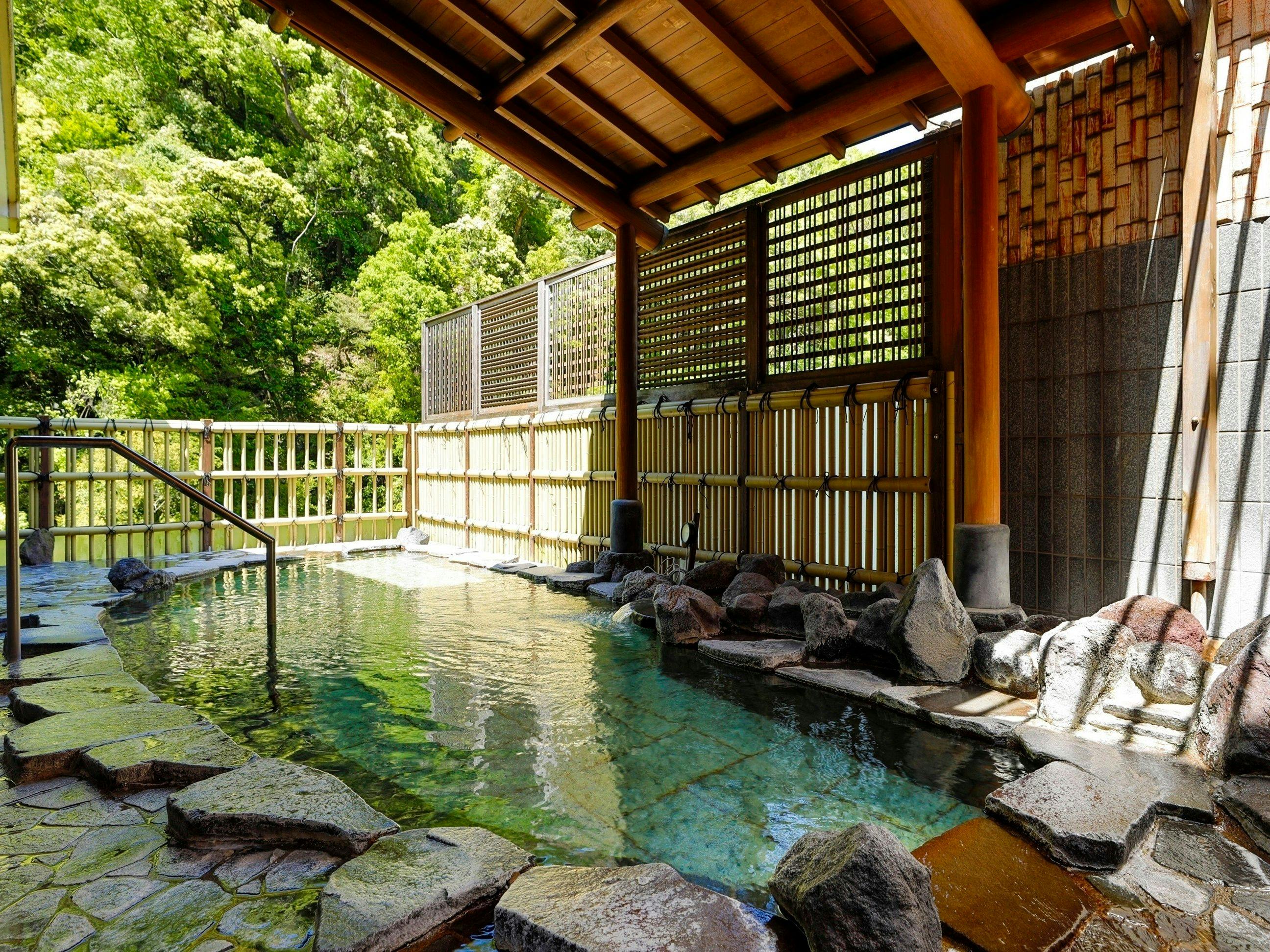 Hakone Pax Yoshino
