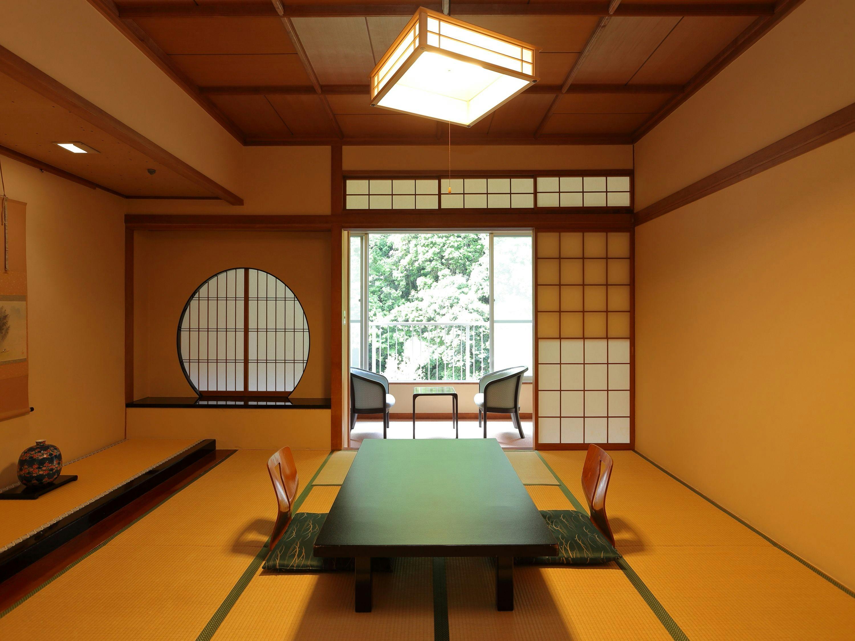 Hakone Pax Yoshino
