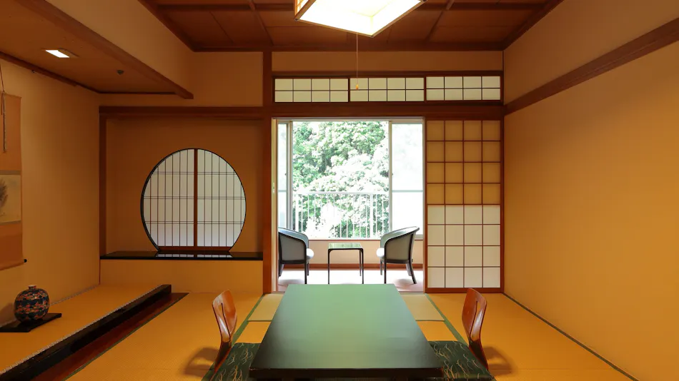 Hakone Pax Yoshino