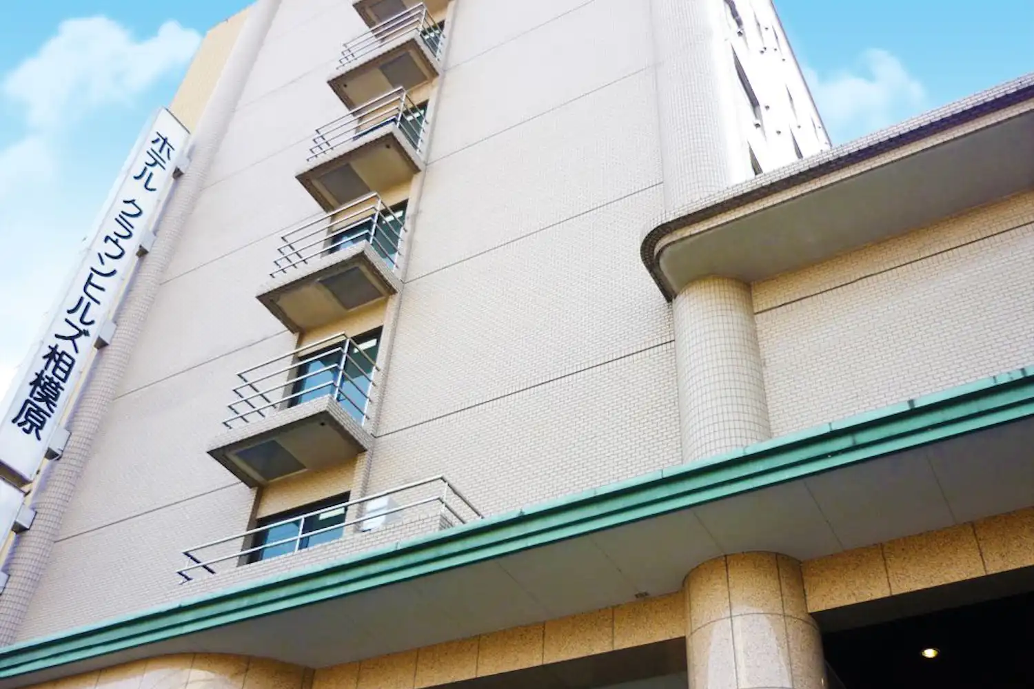 ภายนอกโรงแรม