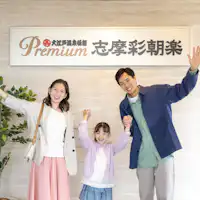 ทางเข้าอาคาร