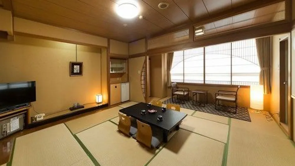 Awara Onsen Guraba-tei Tsukimi Roten no Yado