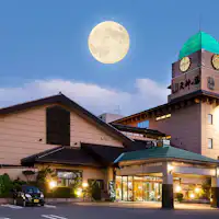 ภายนอกของที่พักชมจันทร์กลางแจ้ง