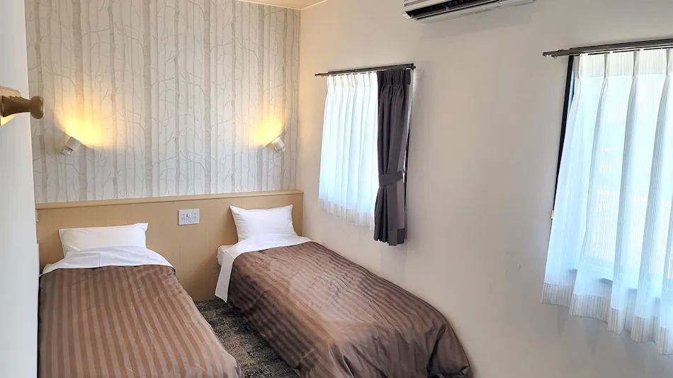 Riverside Ueda Inn