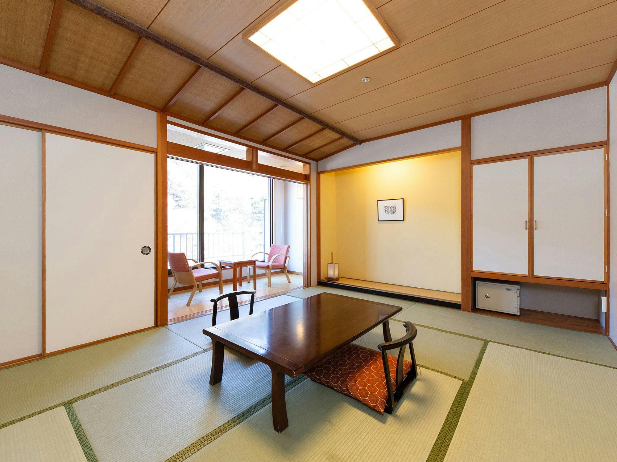 Shiobara Onsen Hotel New Momiji