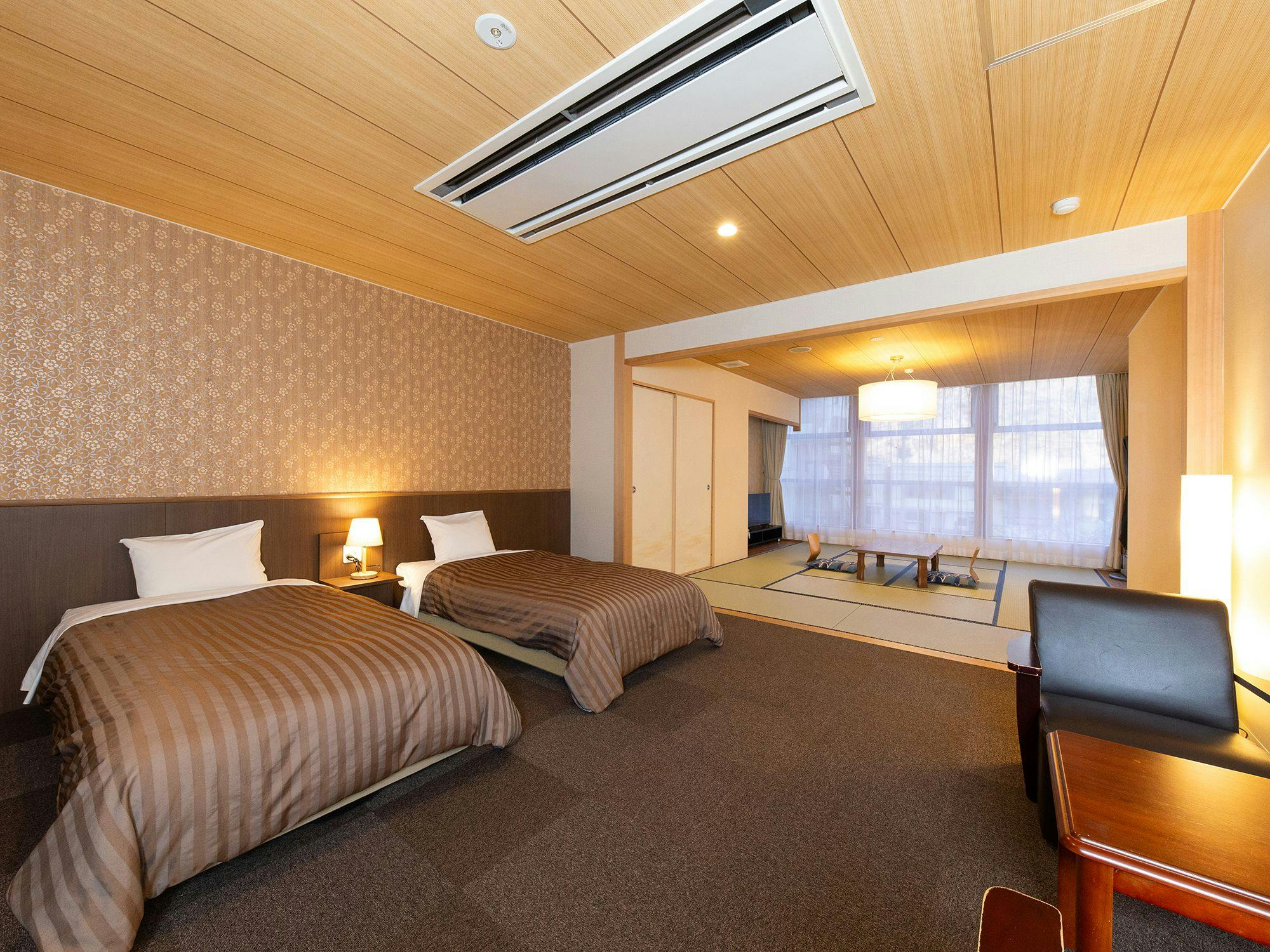 Shiobara Onsen Hotel New Momiji
