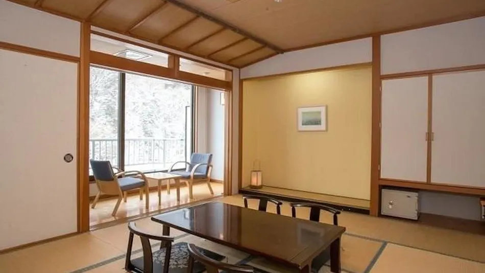 Shiobara Onsen Hotel New Momiji