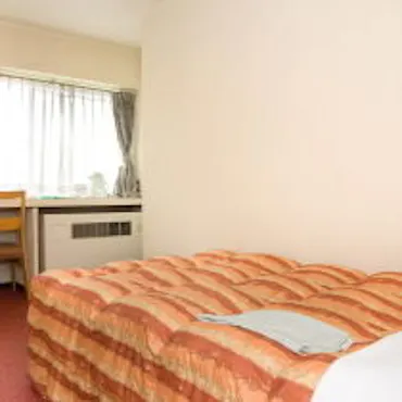 Kamar Single Kelas Tinggi