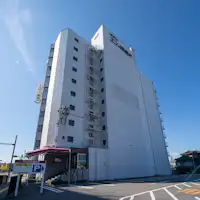 Eksterior Hotel dan area parkir