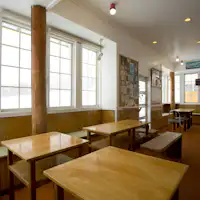 Buka hanya pada musim dingin