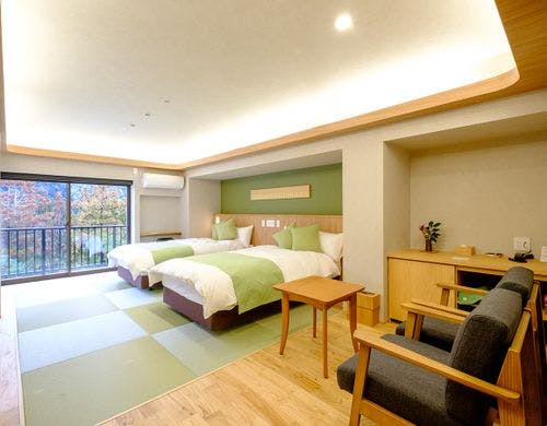 翠玉フロアー和モダンルーム【花梨】