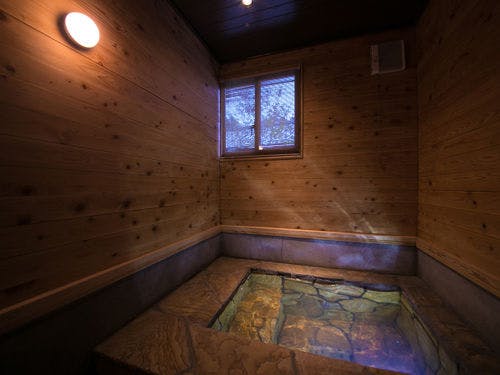 中尾の棟・土間