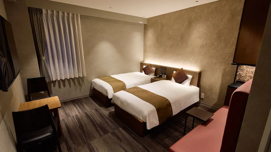 Ginza International Hotel