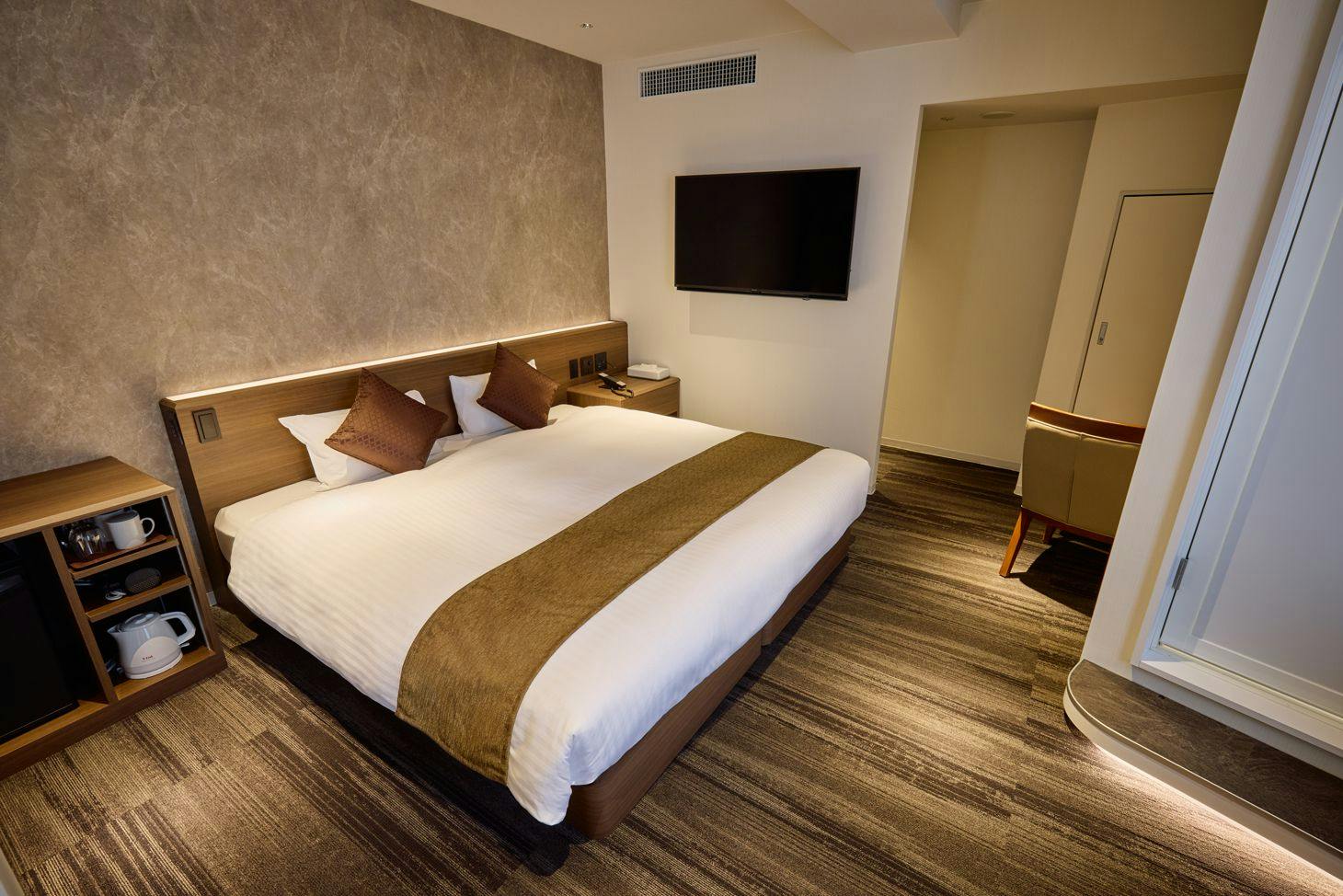 Ginza International Hotel