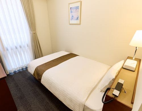 シングルルーム(14.3平米)ベッド幅120cm