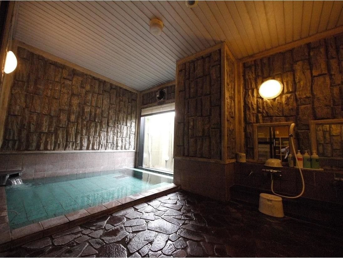 ห้องอาบน้ำสาธารณะ