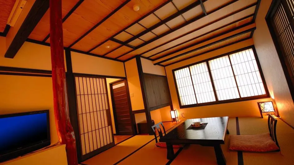 Akayu Onsen Art Museum-like Inn Ryokan Yamato-ya