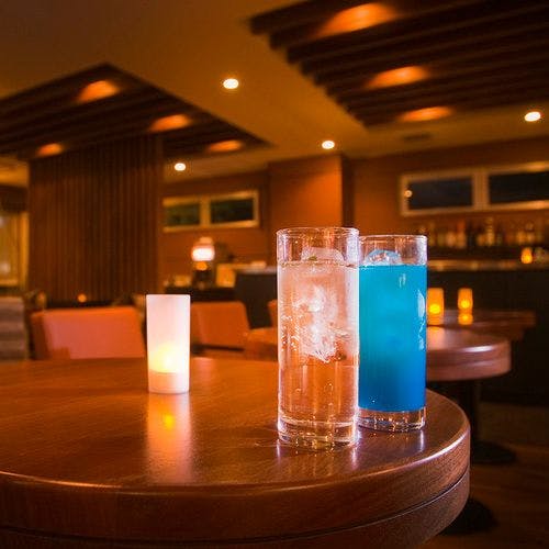 숙소 이용객 전용 라운지 밤